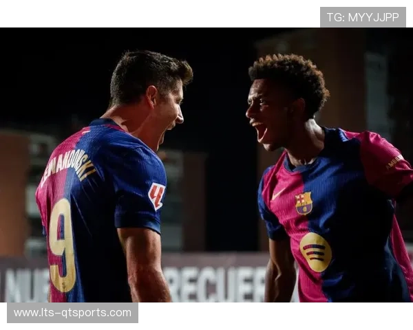 巴萨小将亚马尔破门，德容助攻展现默契